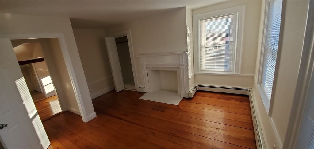 458 Market St #2 - Photo 5 of 12