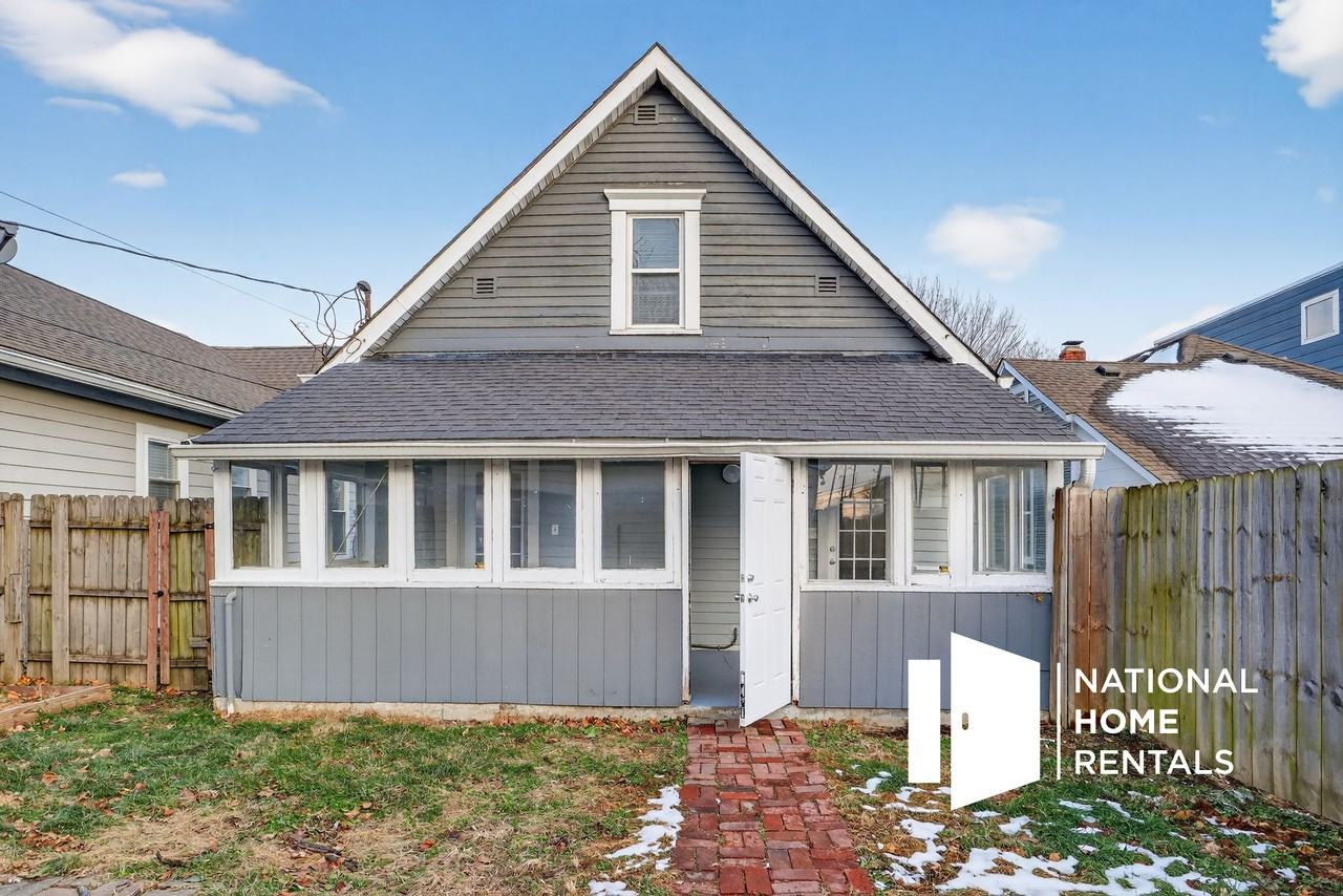 1418 Olive St #NA - Photo 4 of 20