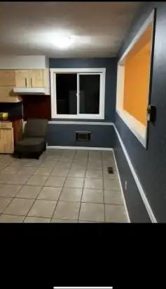 3910 25 St - Photo 5 of 8