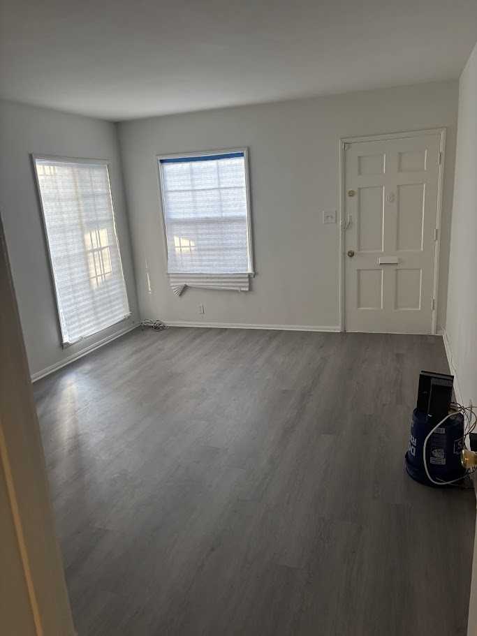 2183 W 27th St #2183 - Photo 3 of 19