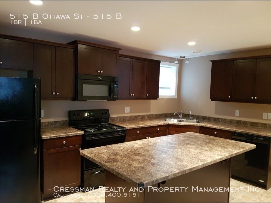 515 Ottawa St - Photo 2 of 8