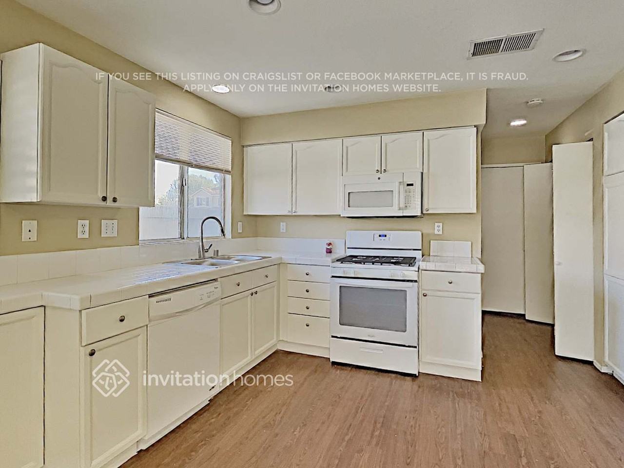 892 Pathfinder Way - Photo 6 of 17