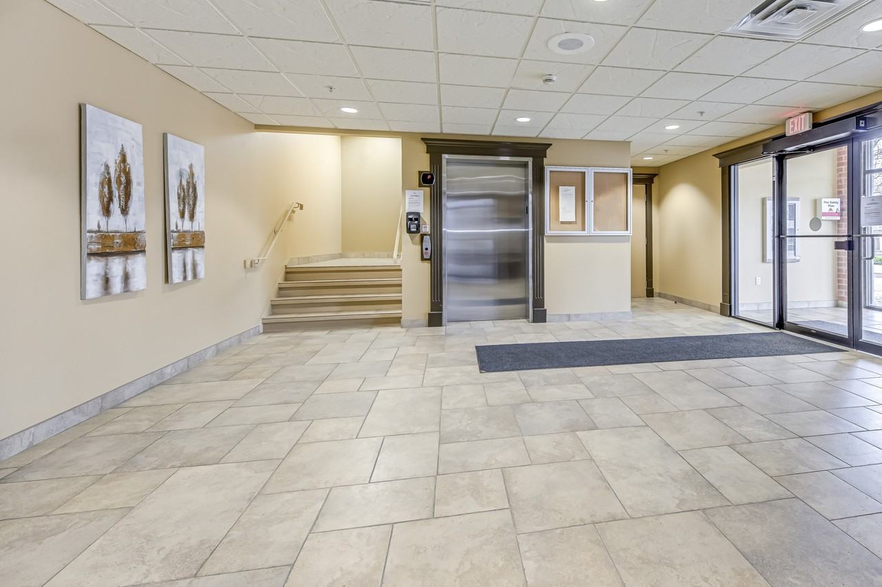 The Bellagio Apartments - Photo 4 of 26