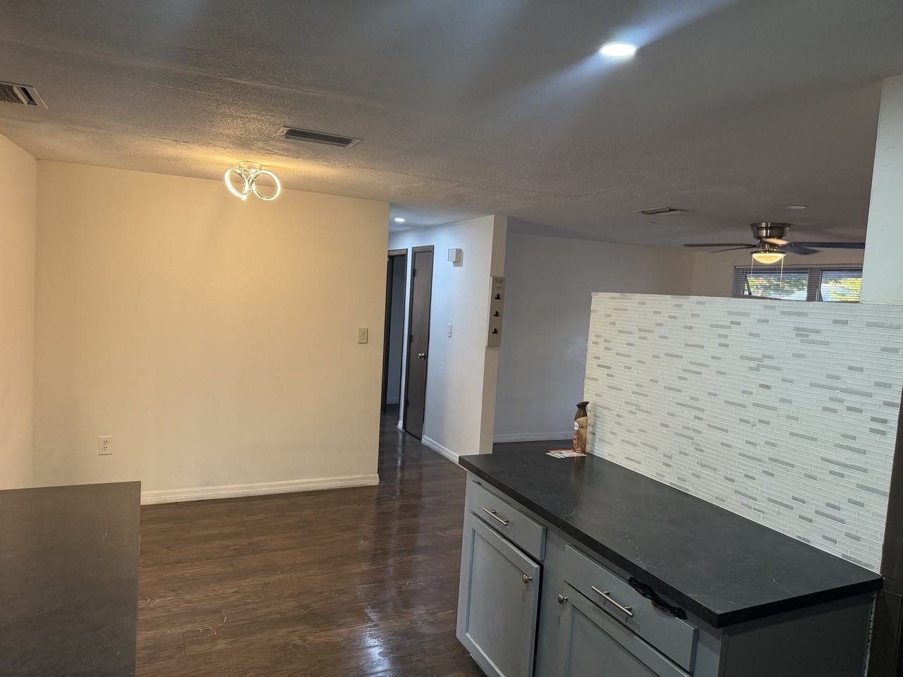 7634 Rosewood Dr #1 - Photo 4 of 20