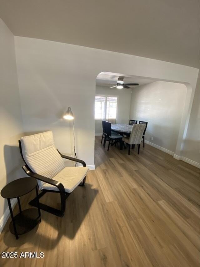 2012 W Indianola Ave - Photo 6 of 11