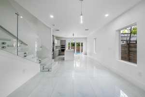 featured image of Carter St & S Dixie Hwy