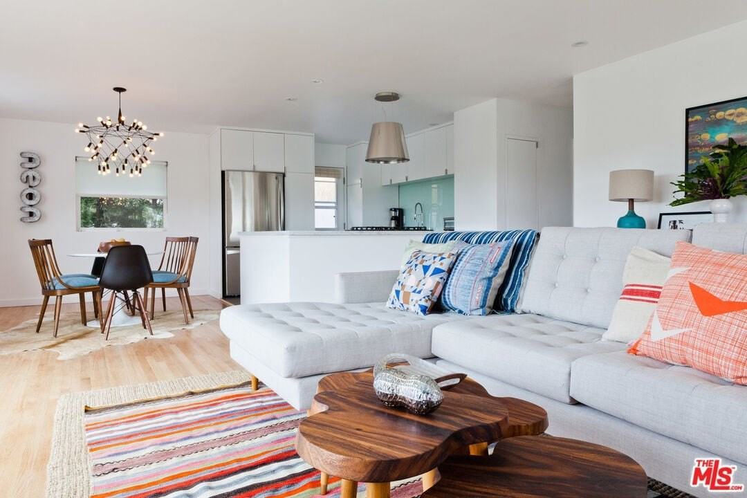 3118 21st St - Photo 4 of 19