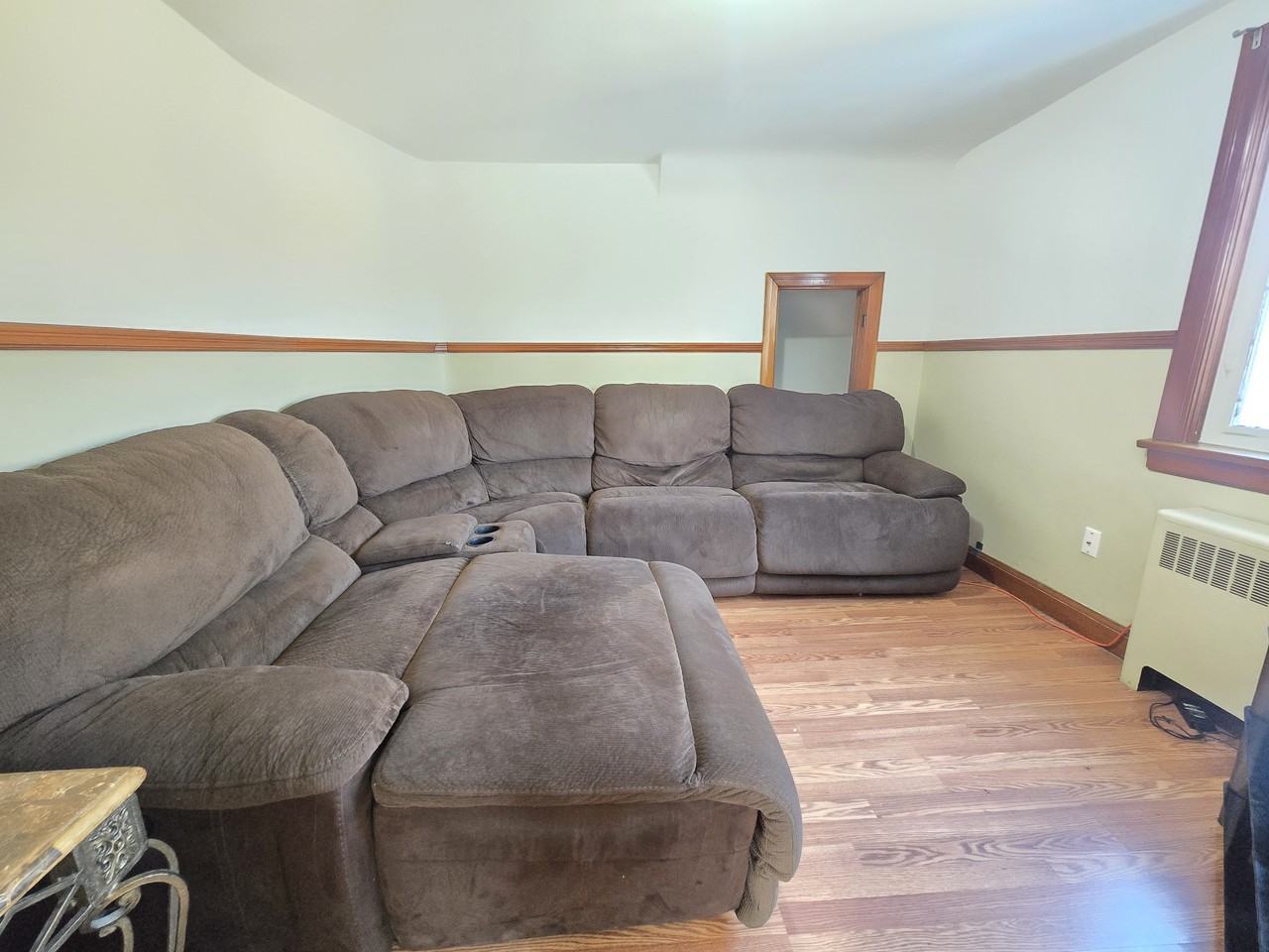 223 McNaughton Avenue #3 - Photo 4 of 12