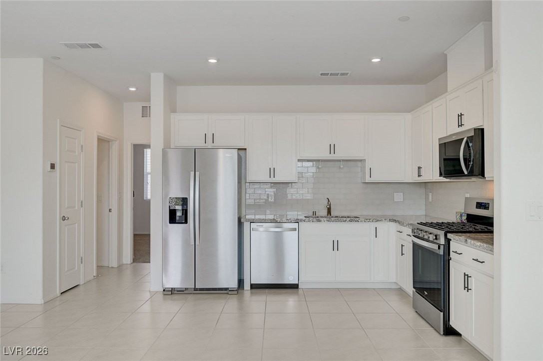 662 Bellus Pl - Photo 2 of 50