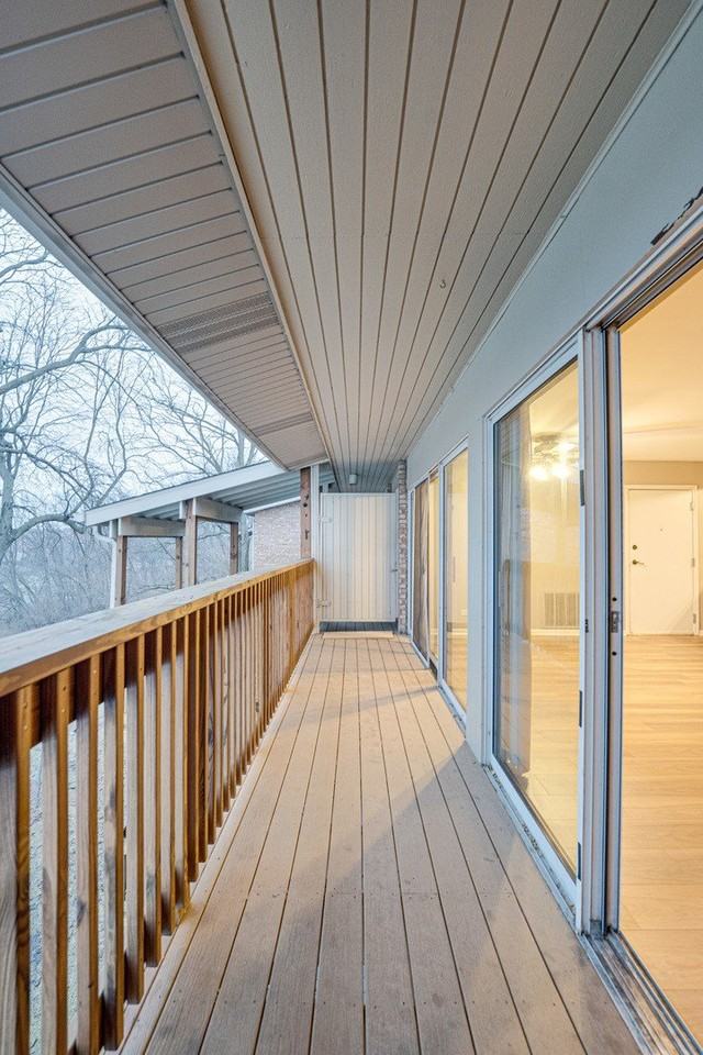 5801 Oakwood Dr Apt E #E - Photo 7 of 16