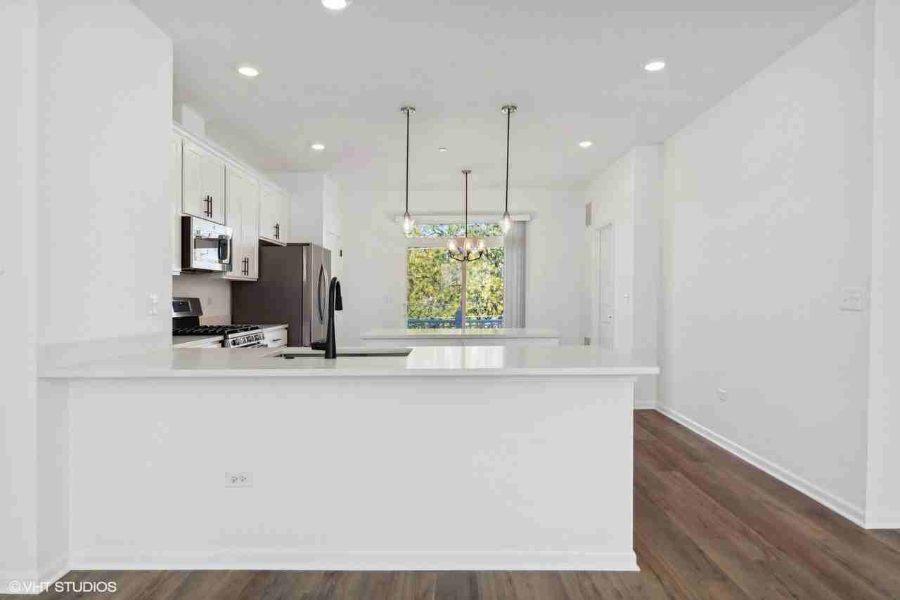 1033 Wren Rd - Photo 4 of 20