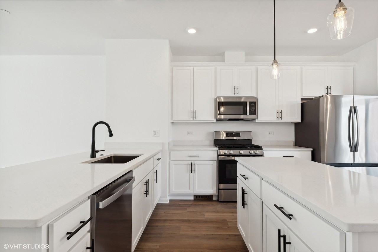 1033 Wren Rd - Photo 6 of 20