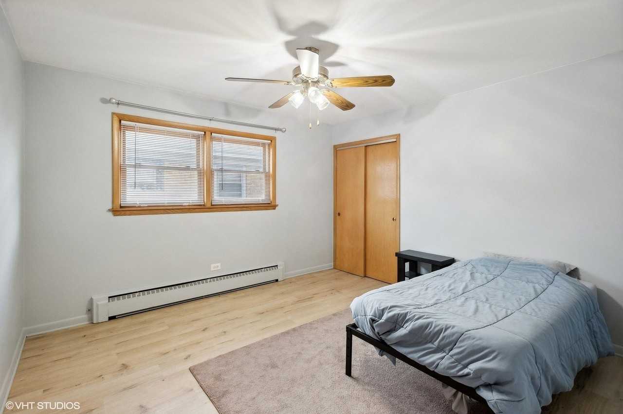 6845 W Leland Ave Apt 2 #2 - Photo 4 of 14