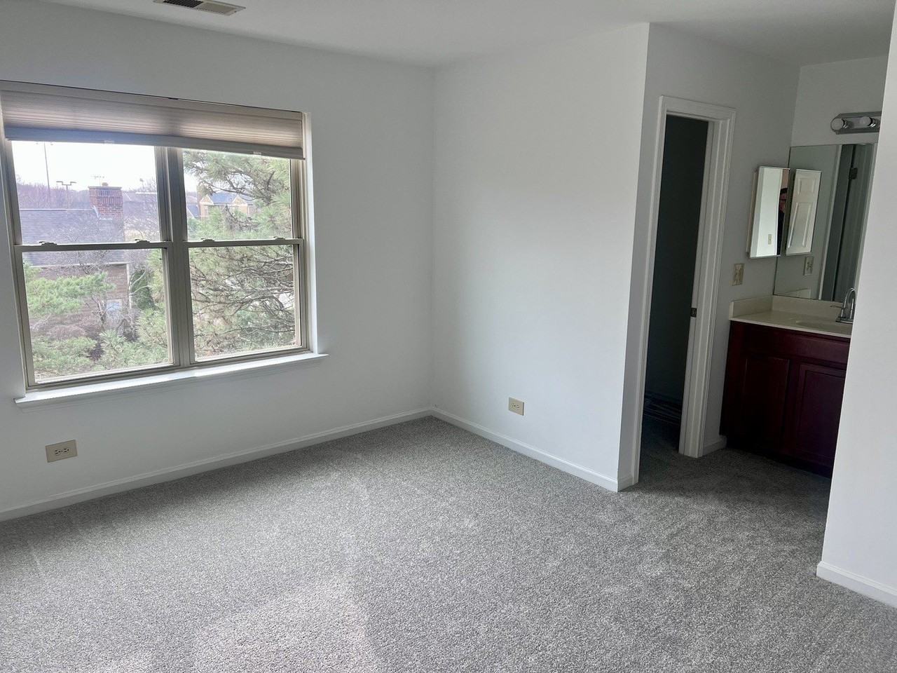 120 Glengarry Dr Apt 312 #312 - Photo 7 of 32