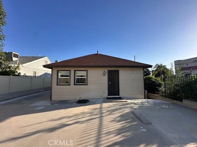 519 E Stuart Ave - Photo 5 of 36