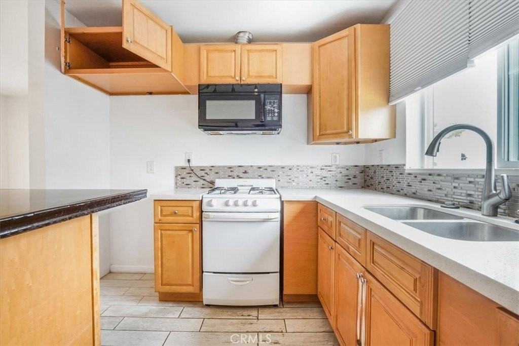 1140 N Louise Dr #B - Photo 6 of 16