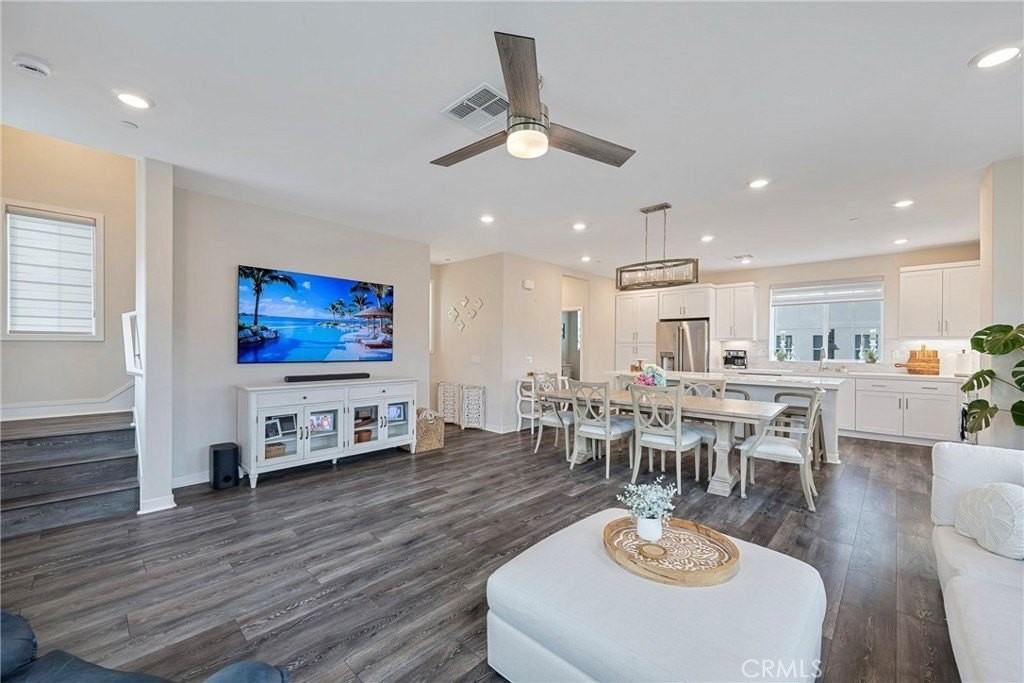 6 Pony Ct - Photo 7 of 35