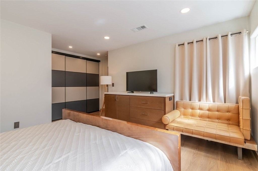 20159 Lassen St - Photo 6 of 30