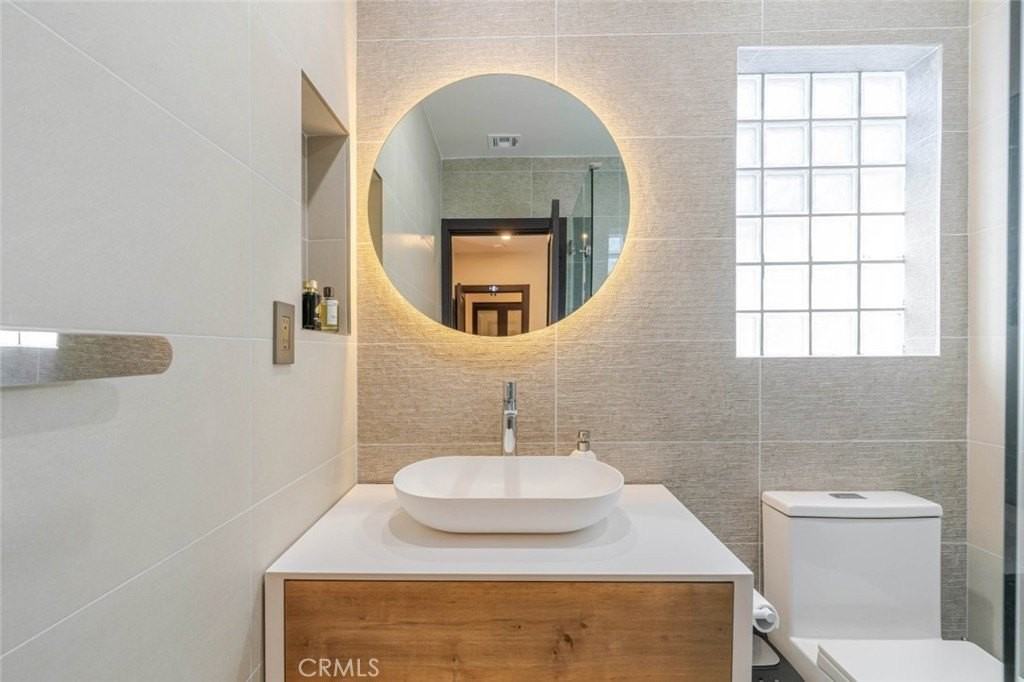 20159 Lassen St - Photo 7 of 30