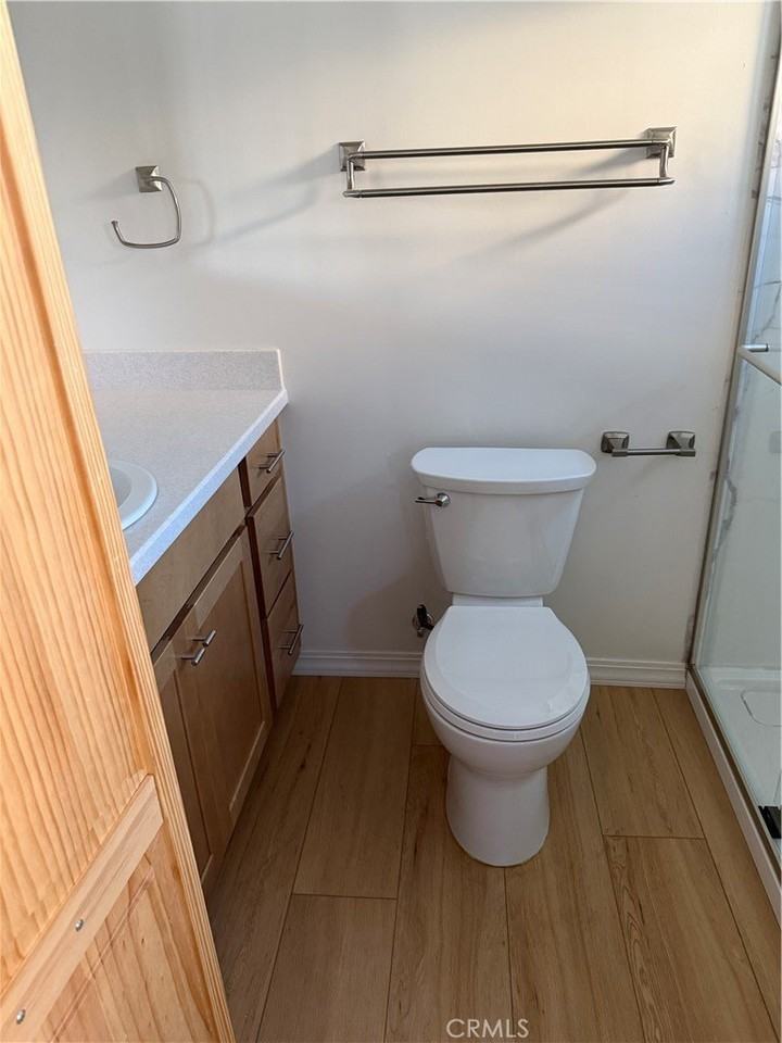 7321 Kelvin Ave - Photo 4 of 7