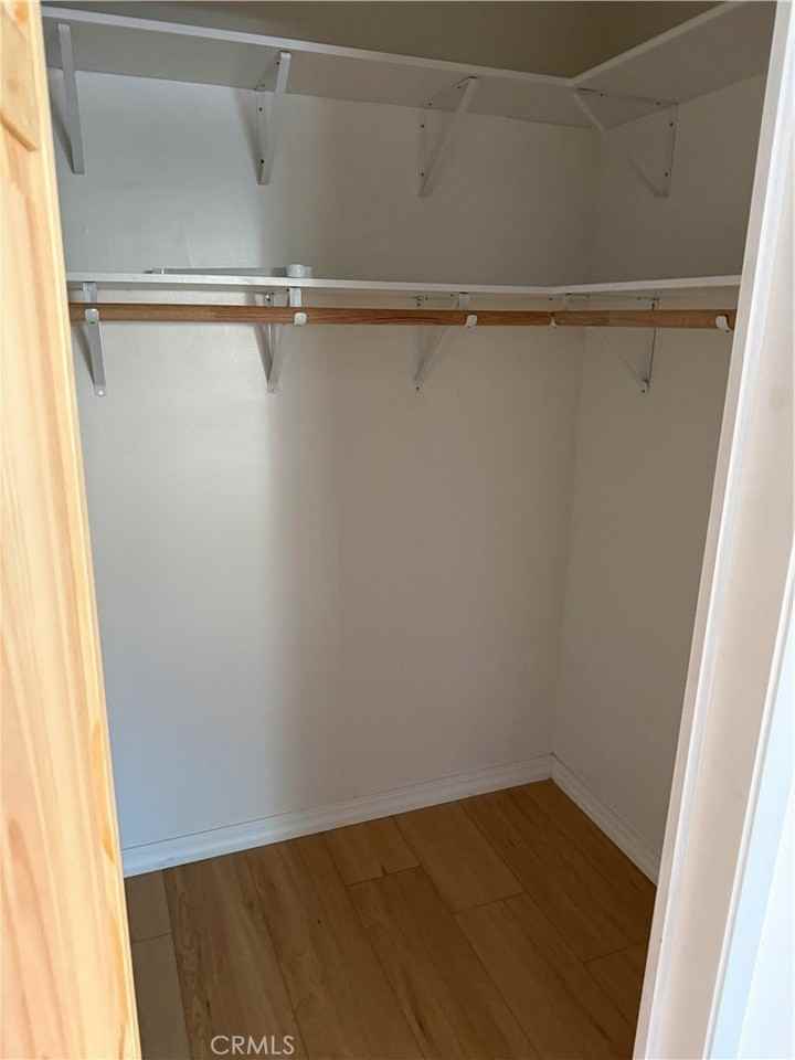 7321 Kelvin Ave - Photo 7 of 7