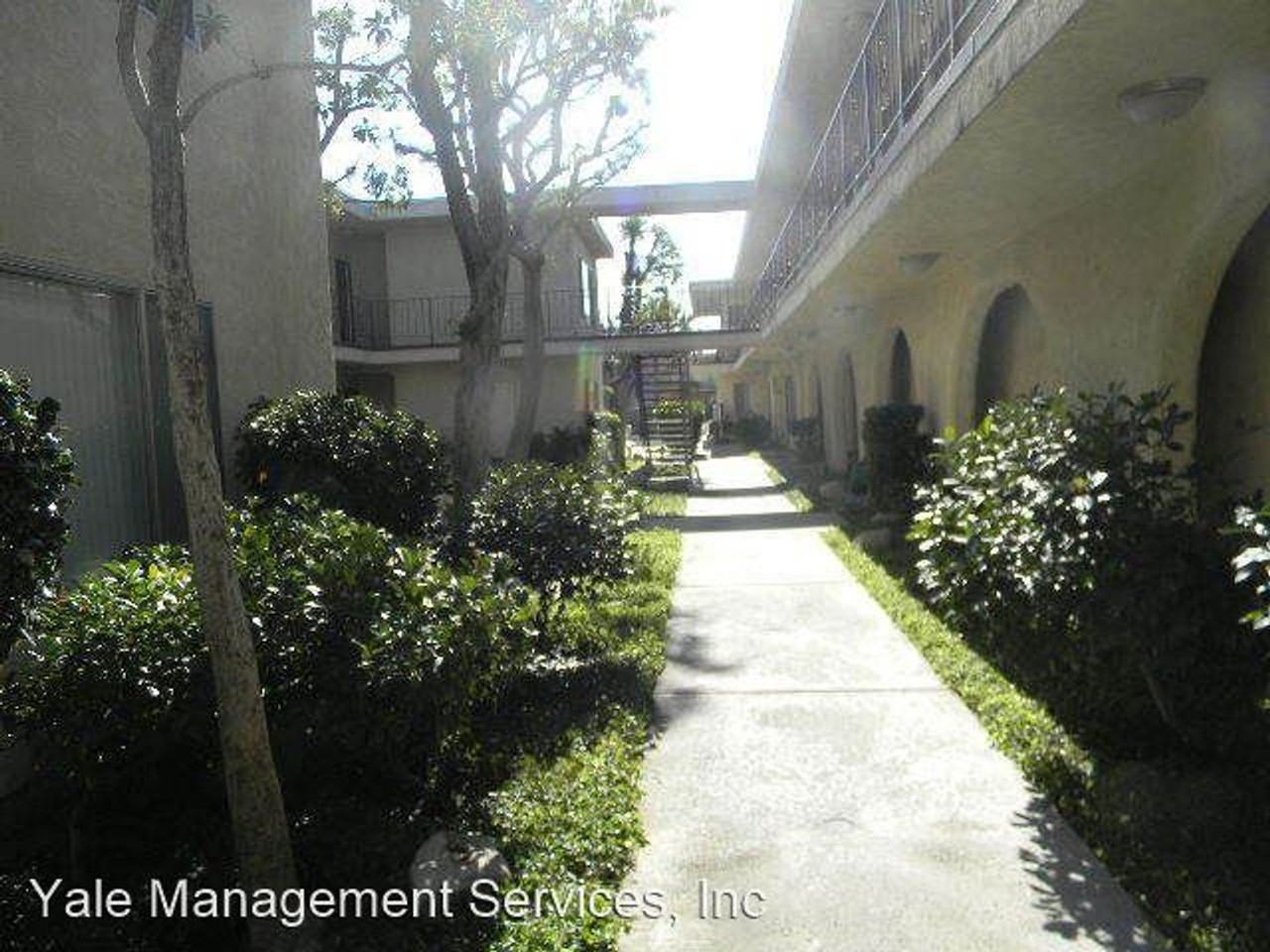 Valle Plaza - Photo 3 of 19