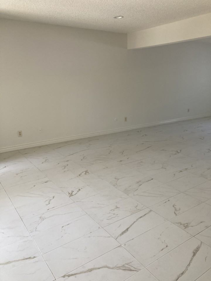 380 S Mentor Ave - Photo 7 of 18