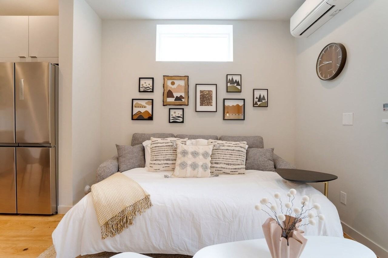 4424 Burke Ave N #1035993P - Photo 7 of 50