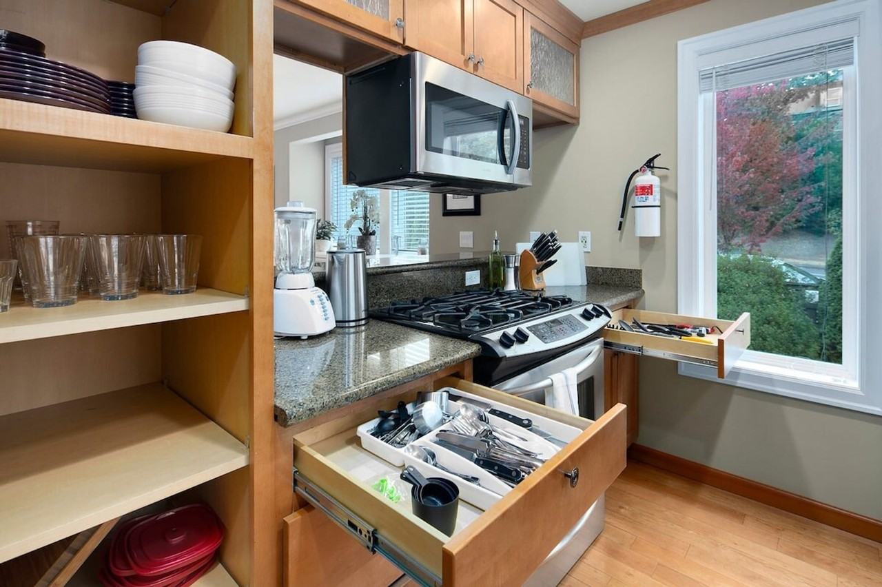 113 27th Ave S #1035856P - Photo 7 of 50