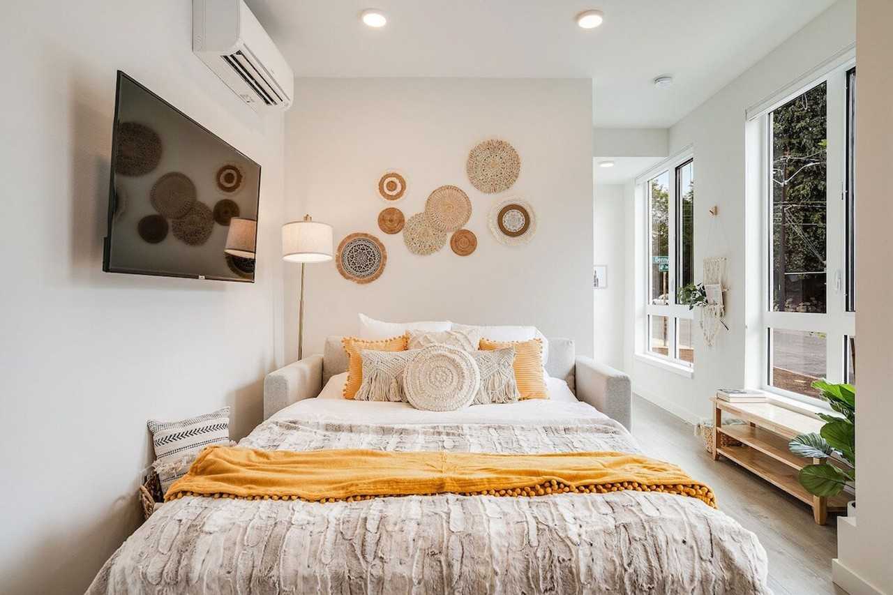 1414 E Howell St #1035992P - Photo 7 of 40