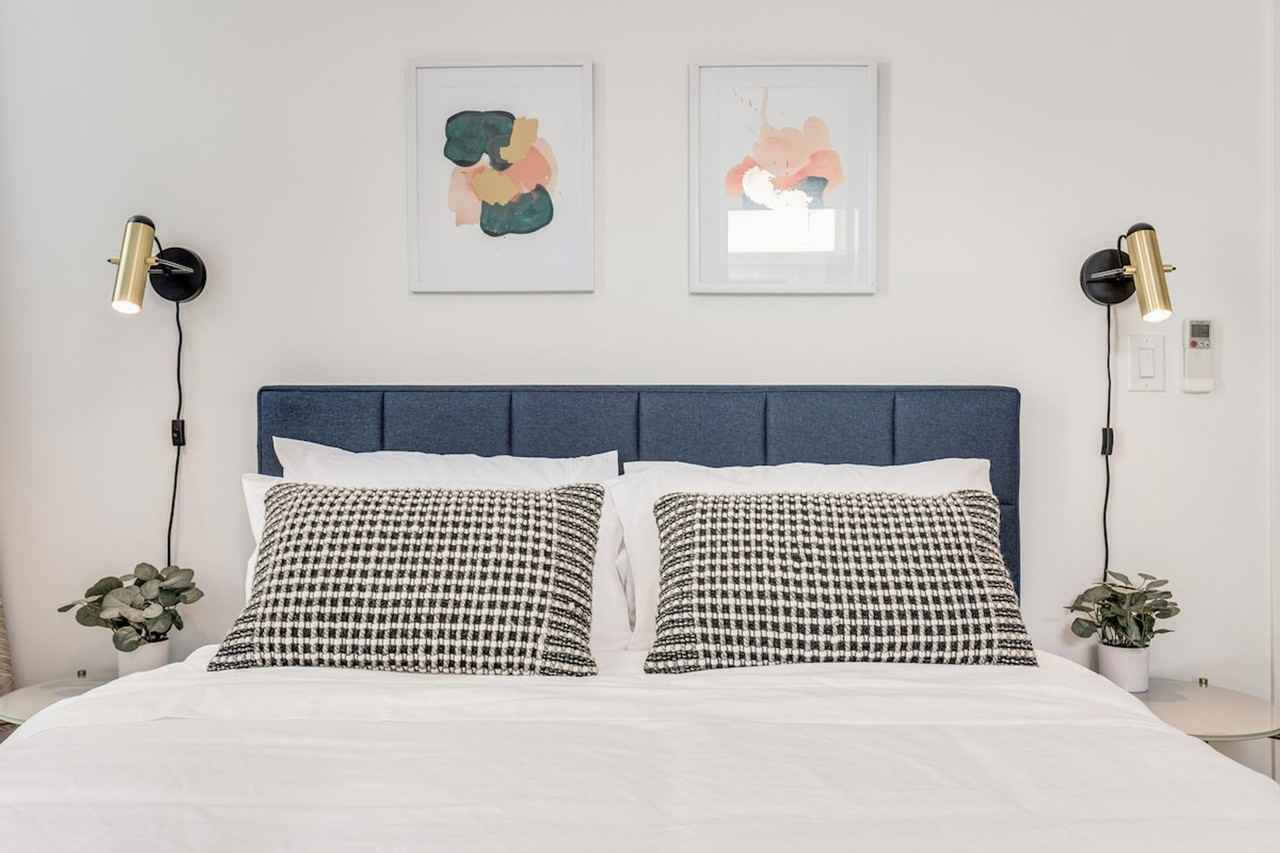 1215 E Union St #1035940P - Photo 3 of 50