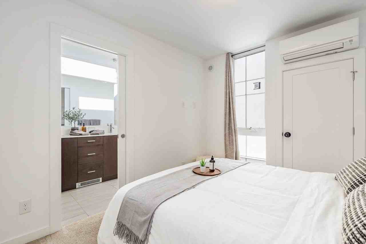 1112 13th Ave #1035940P - Photo 5 of 38