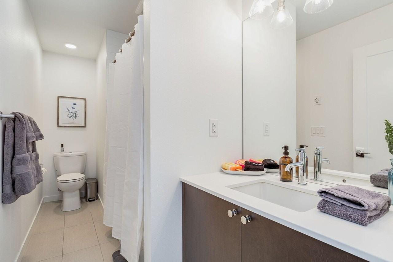 1112 13th Ave #1035940P - Photo 4 of 38