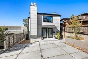 featured image of 450 Ruby St #LOWER