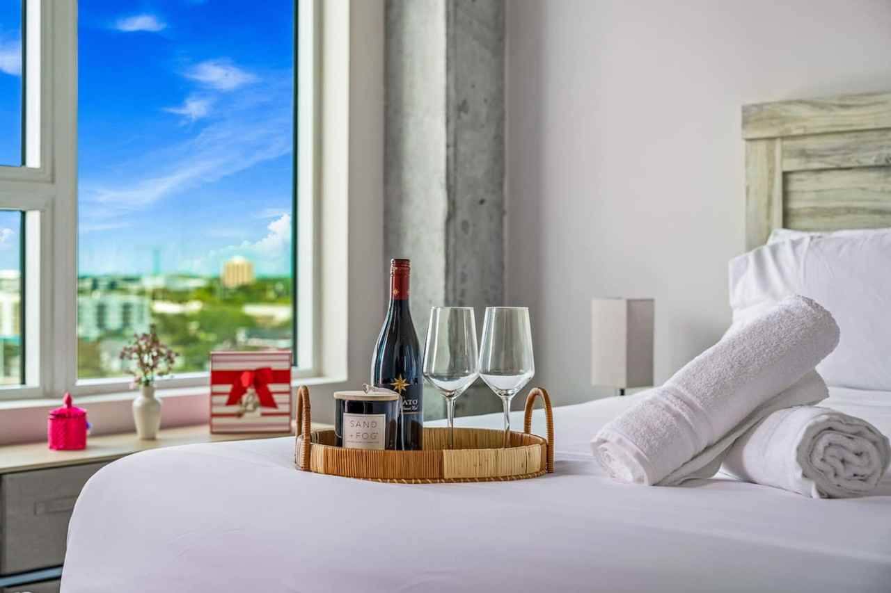 617 N 12th St #1312528P - Photo 3 of 21