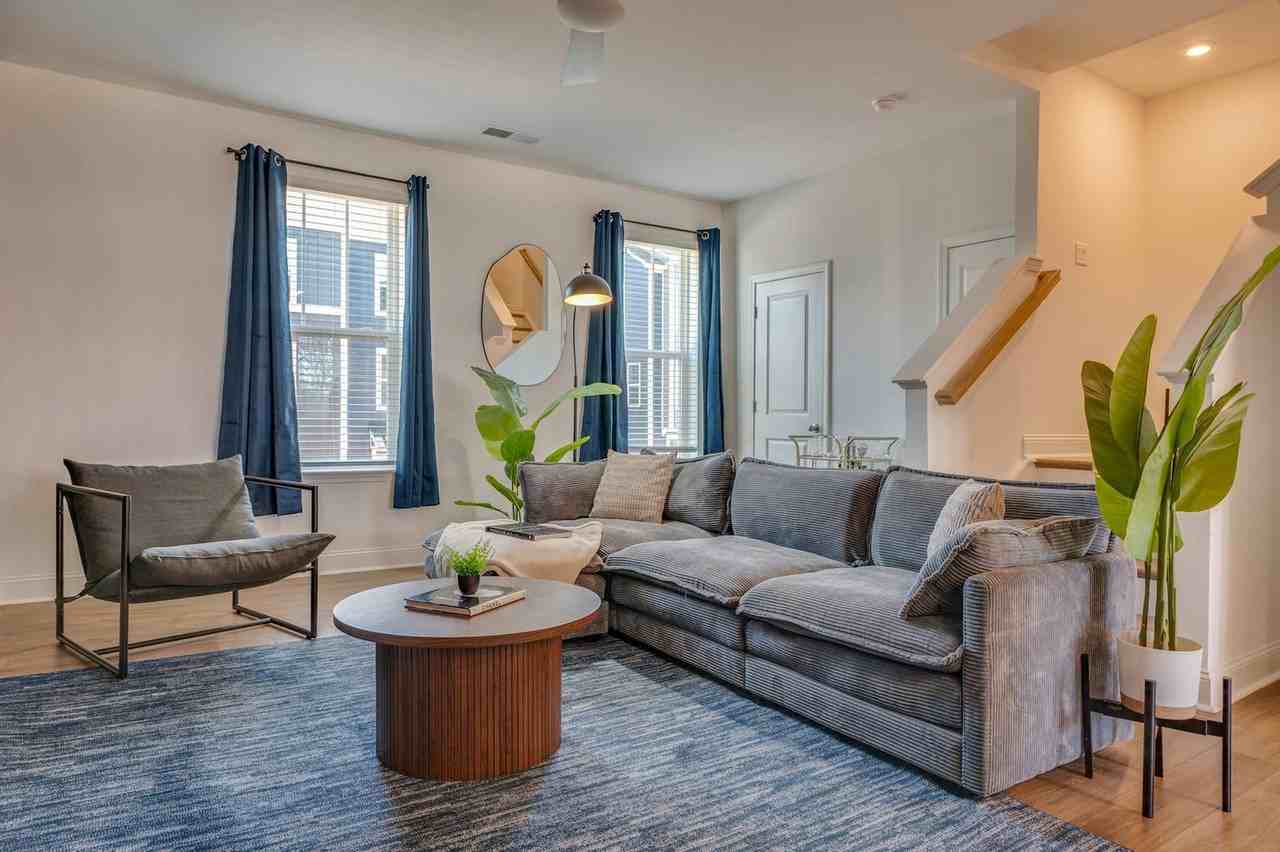 3105 Banyan Bottom Ln #1323444P - Photo 5 of 42