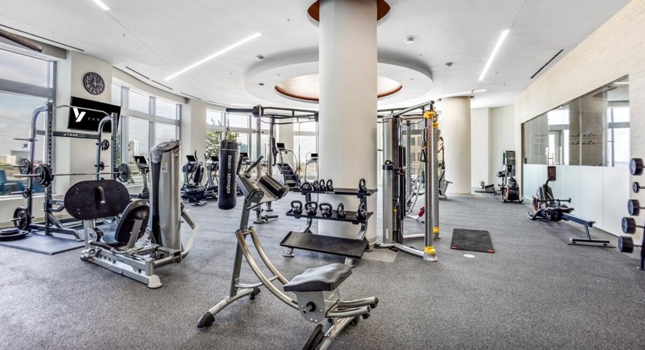 2002 Holcombe Blvd #1359170P - Photo 6 of 24