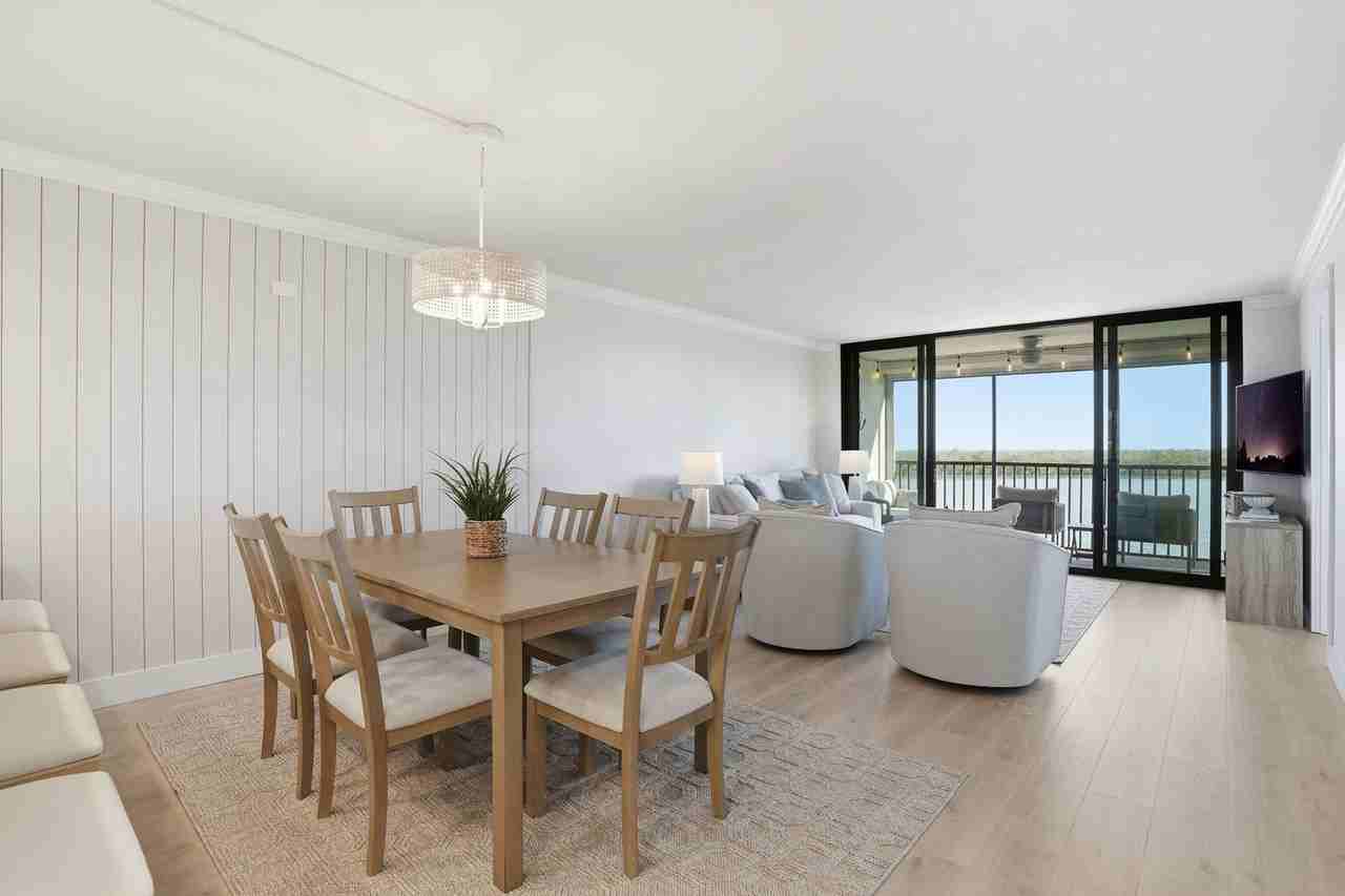 4253 Bay Beach Ln #1372279P - Photo 2 of 36