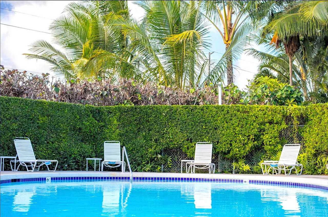 525 Aleka Loop #1376589P - Photo 4 of 27