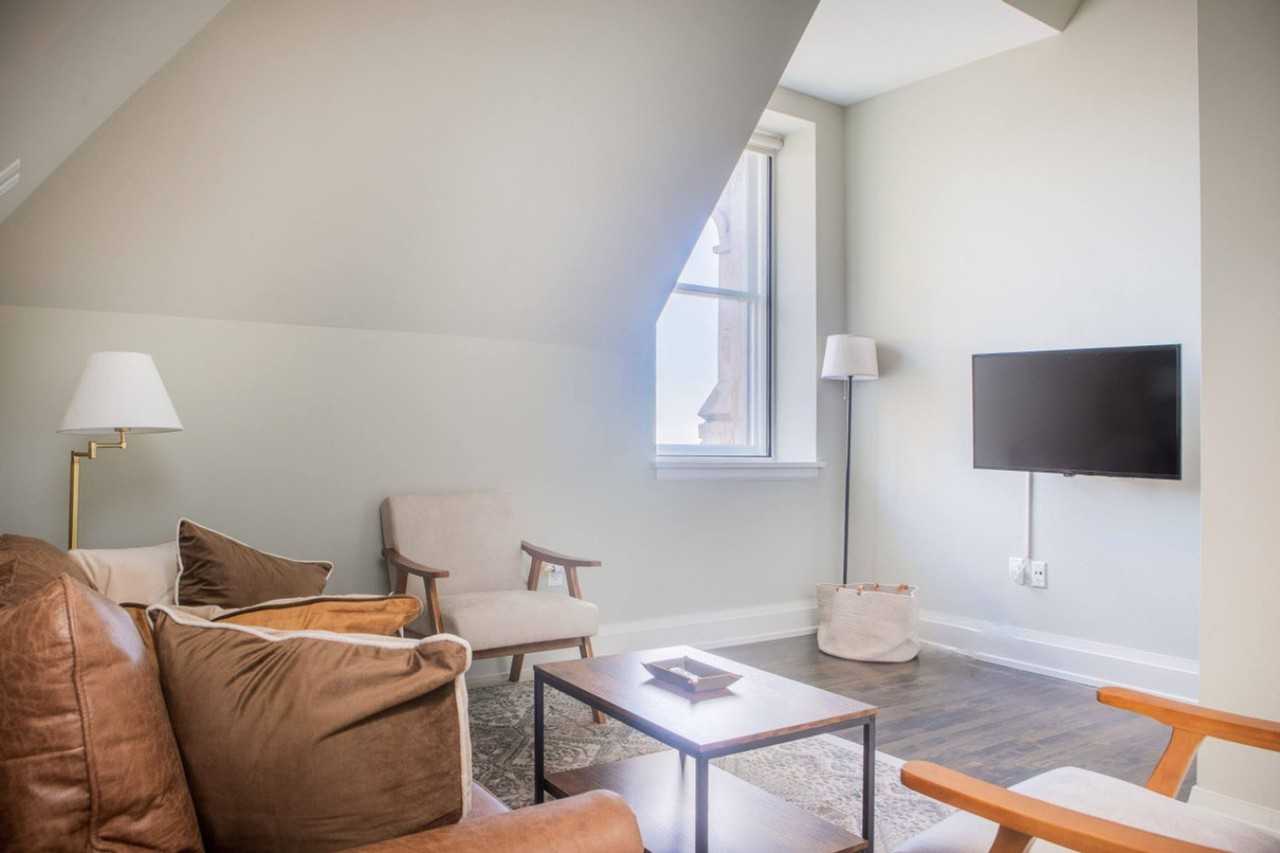 225 E Michigan St #1379039P - Photo 4 of 24