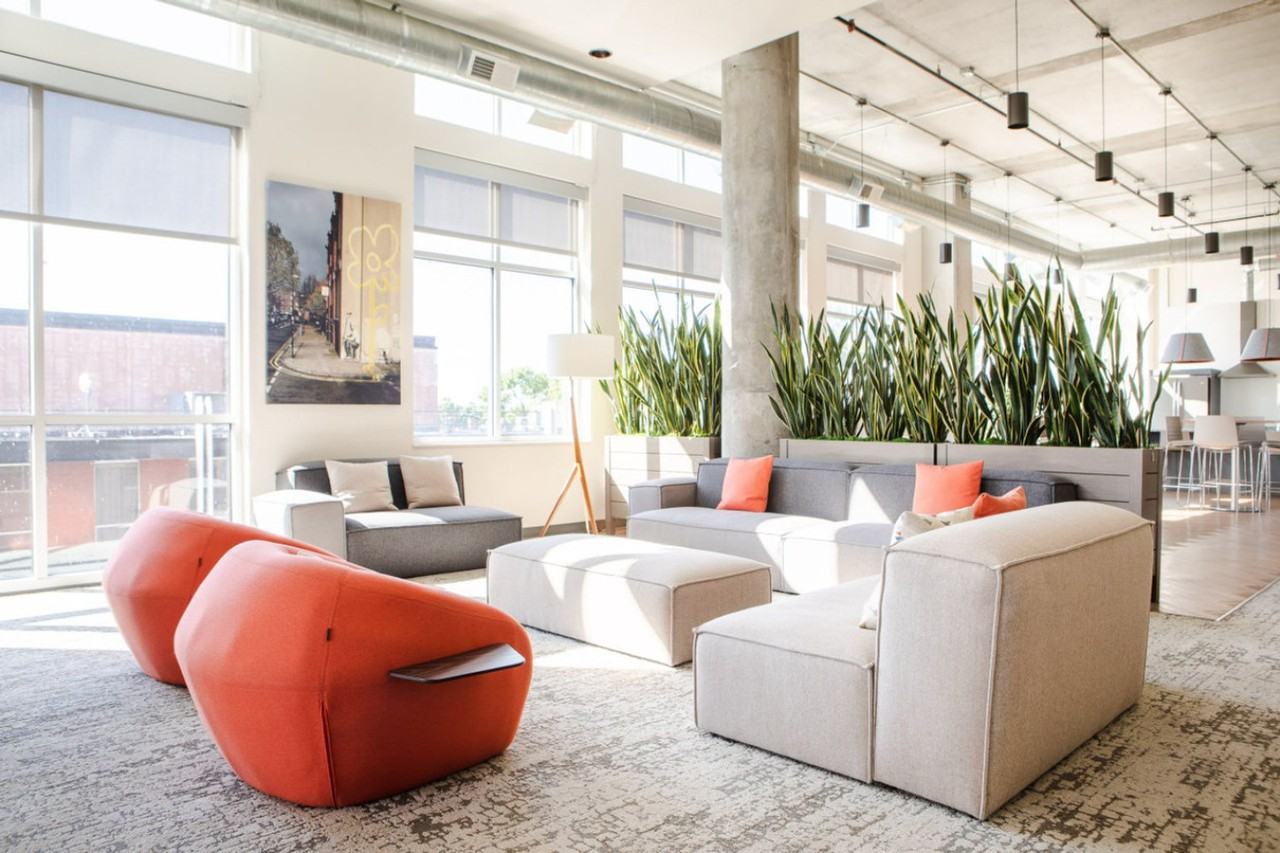 1840 N Farwell Ave #1379038P - Photo 3 of 35