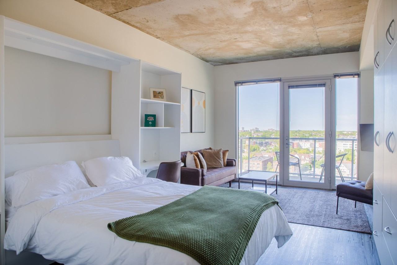 1840 N Farwell Ave #1379038P - Photo 6 of 35