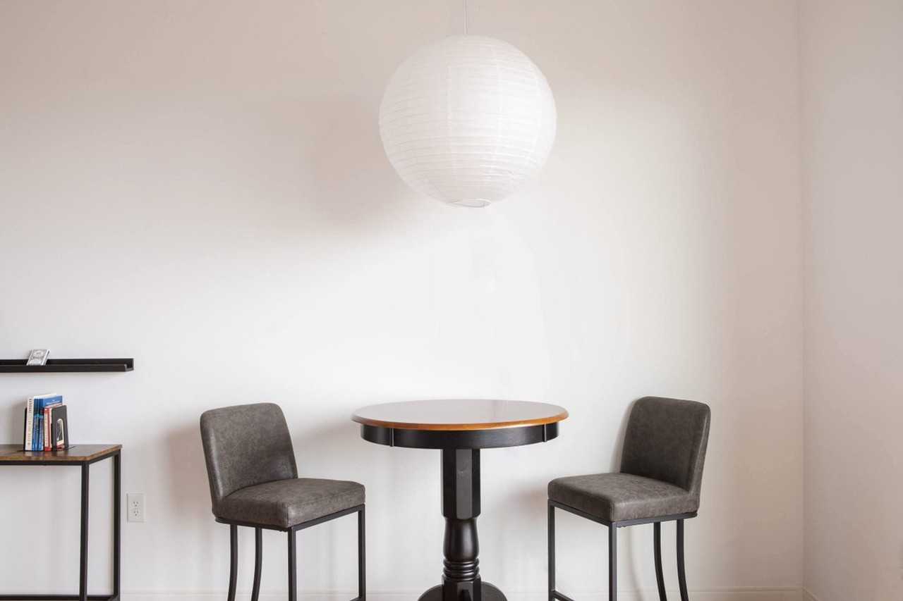 1237 N Van Buren St #1379023P - Photo 7 of 49