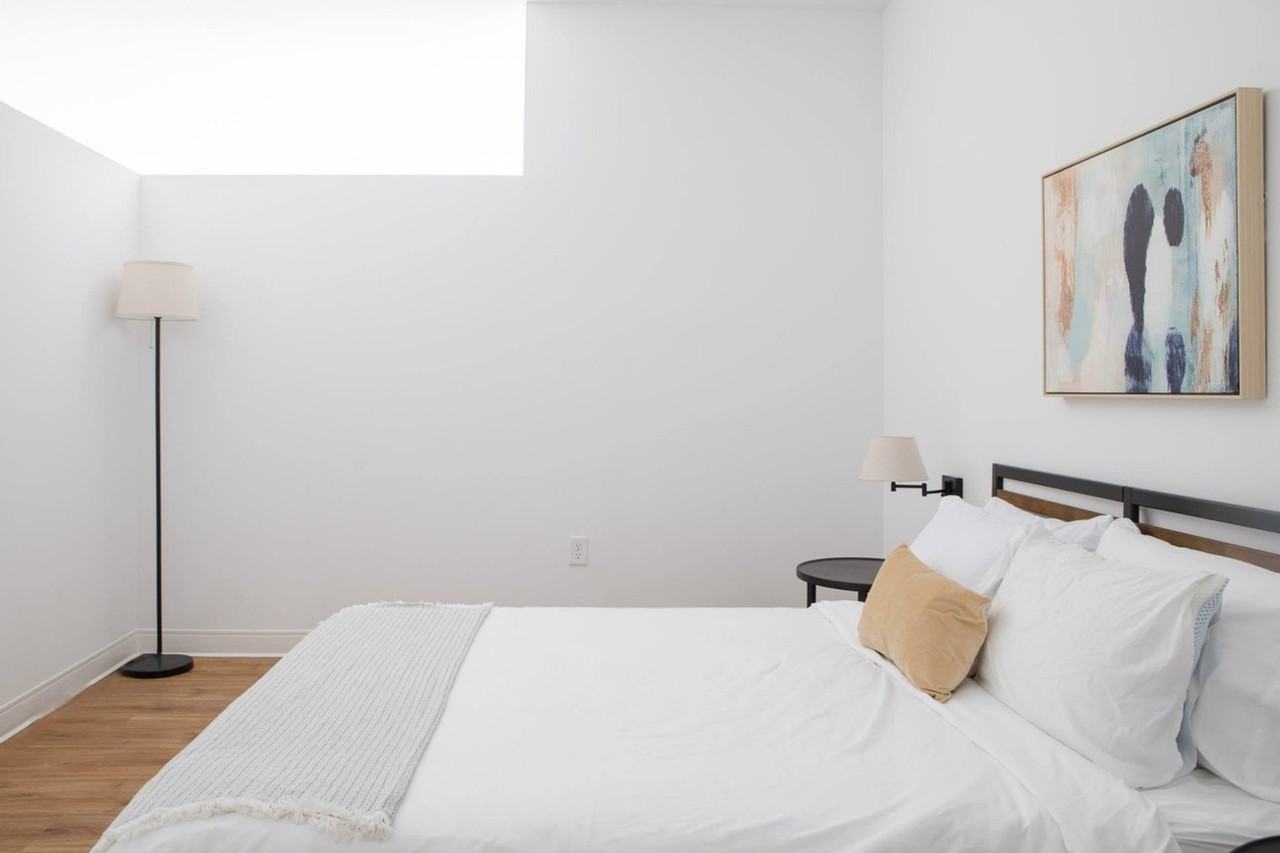 1237 N Van Buren St #1379023P - Photo 6 of 50