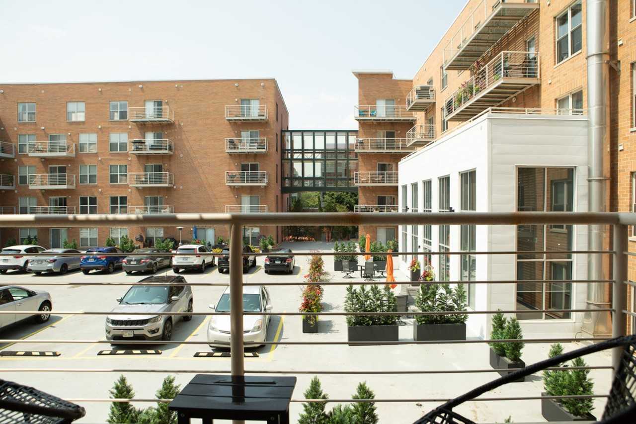 145 N Jackson St #1379019P - Photo 5 of 30