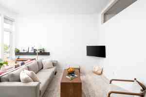 featured image of 550 W Juneau Ave