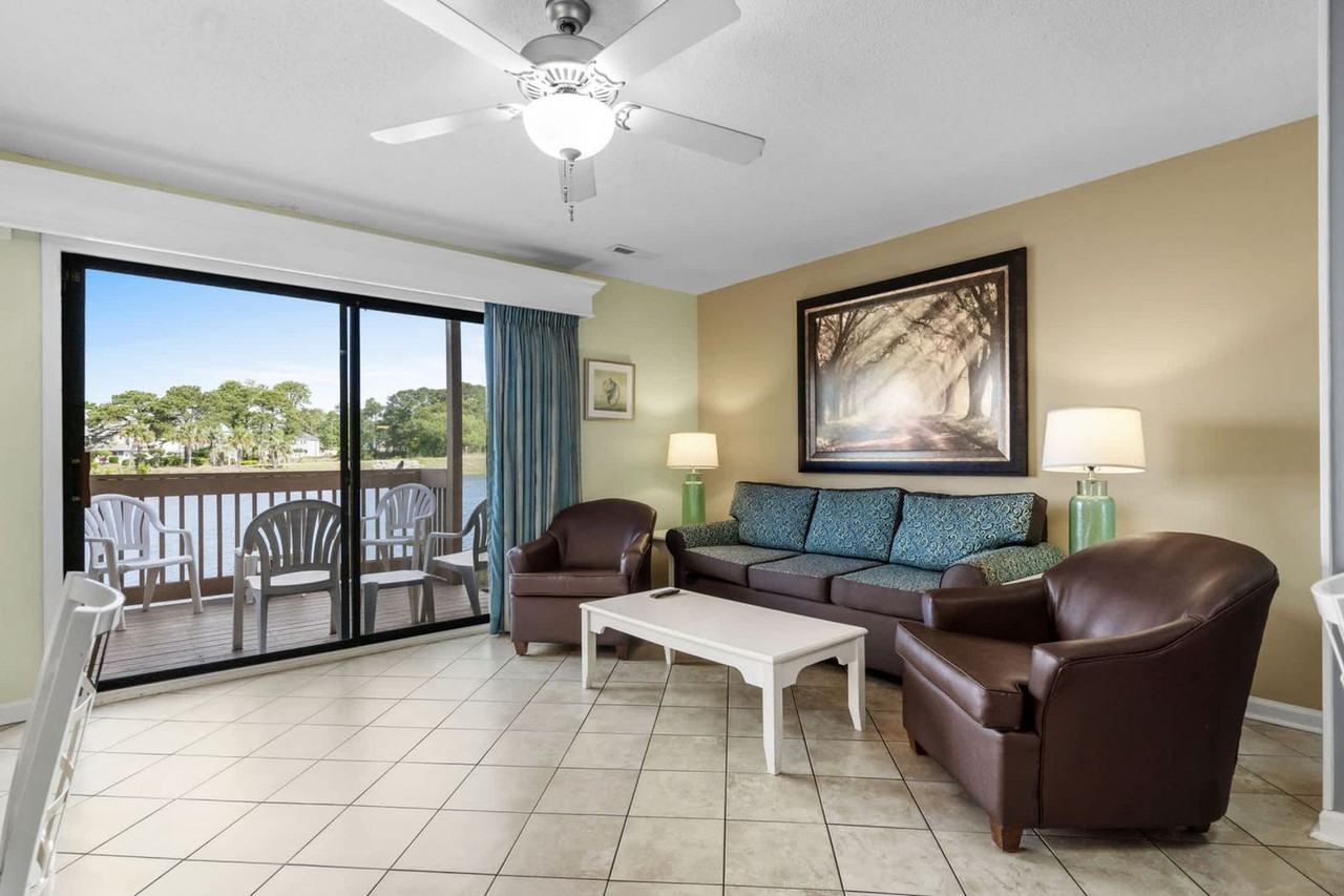 204 Double Eagle Dr #1381672P - Photo 2 of 47