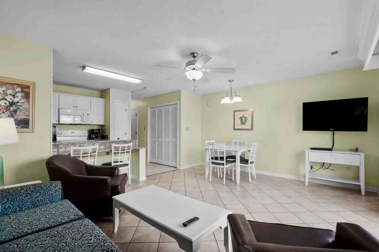 204 Double Eagle Dr #1381672P - Photo 4 of 47