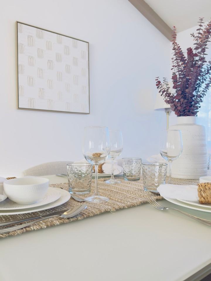 2565 Pinewood St #1383639P - Photo 7 of 20