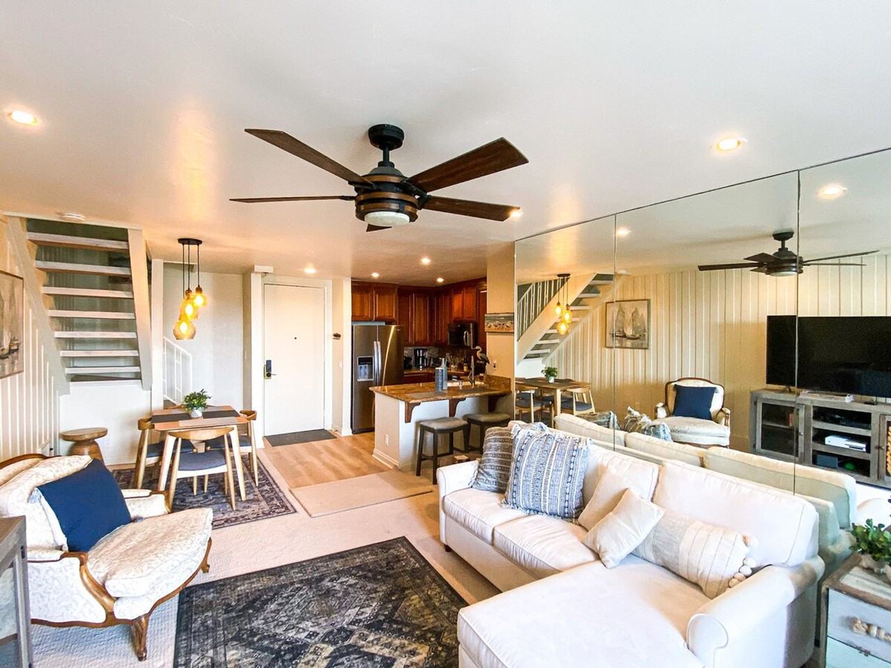 999 N Pacific St #1382141P - Photo 2 of 19